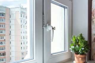 Пластиковые окна Большой Камень цена от 3124 руб.